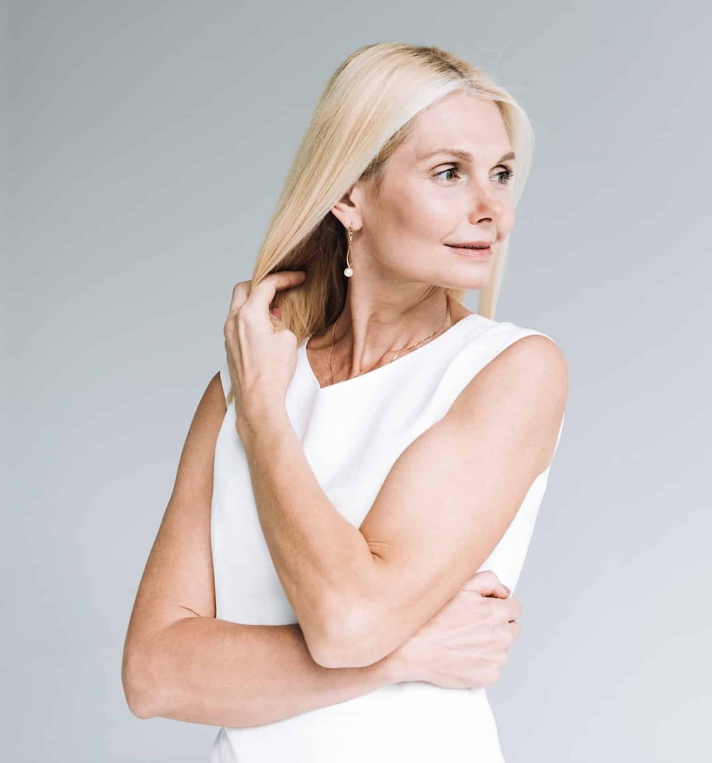 beautiful mature woman beautiful mature woman